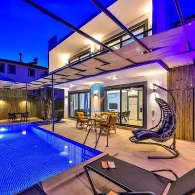Villa Albedo Blue